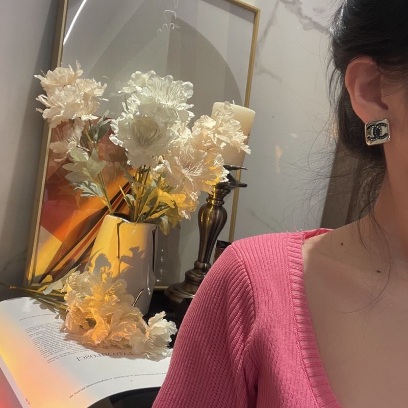 Ch**el earrings